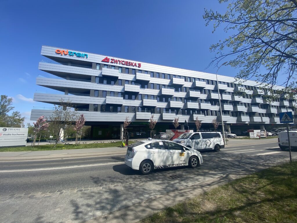 Na zdjęciu widok na budynek, w którym znajduję się Centrum Zdrowia Psychicznego Południe we Wrocławiu /Materiały Własne